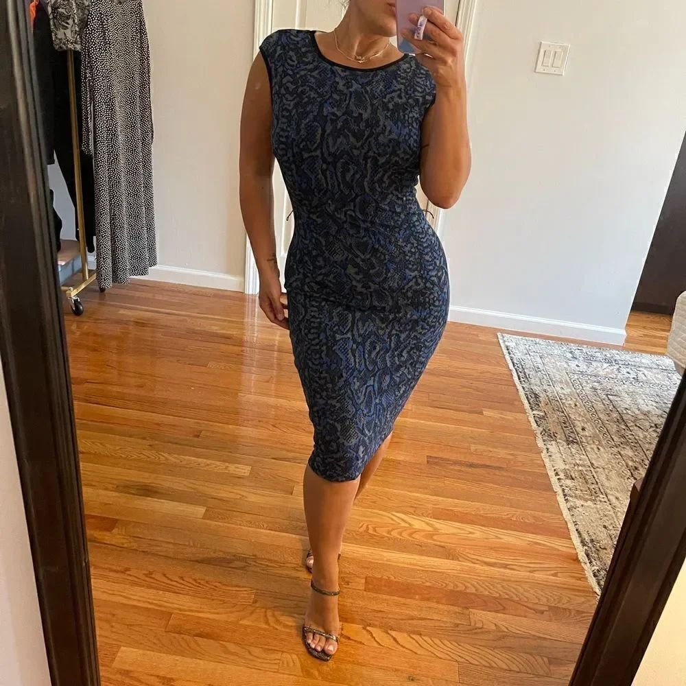 Cache Snakeskin Print Blue Bodycon Sleeveless Sweater Midi Dress | SZ S